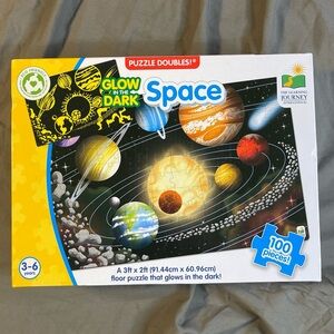 2023 Learning Journey Glow In The Dark Space Floor Puzzle 100 Pieces Ages 3-6